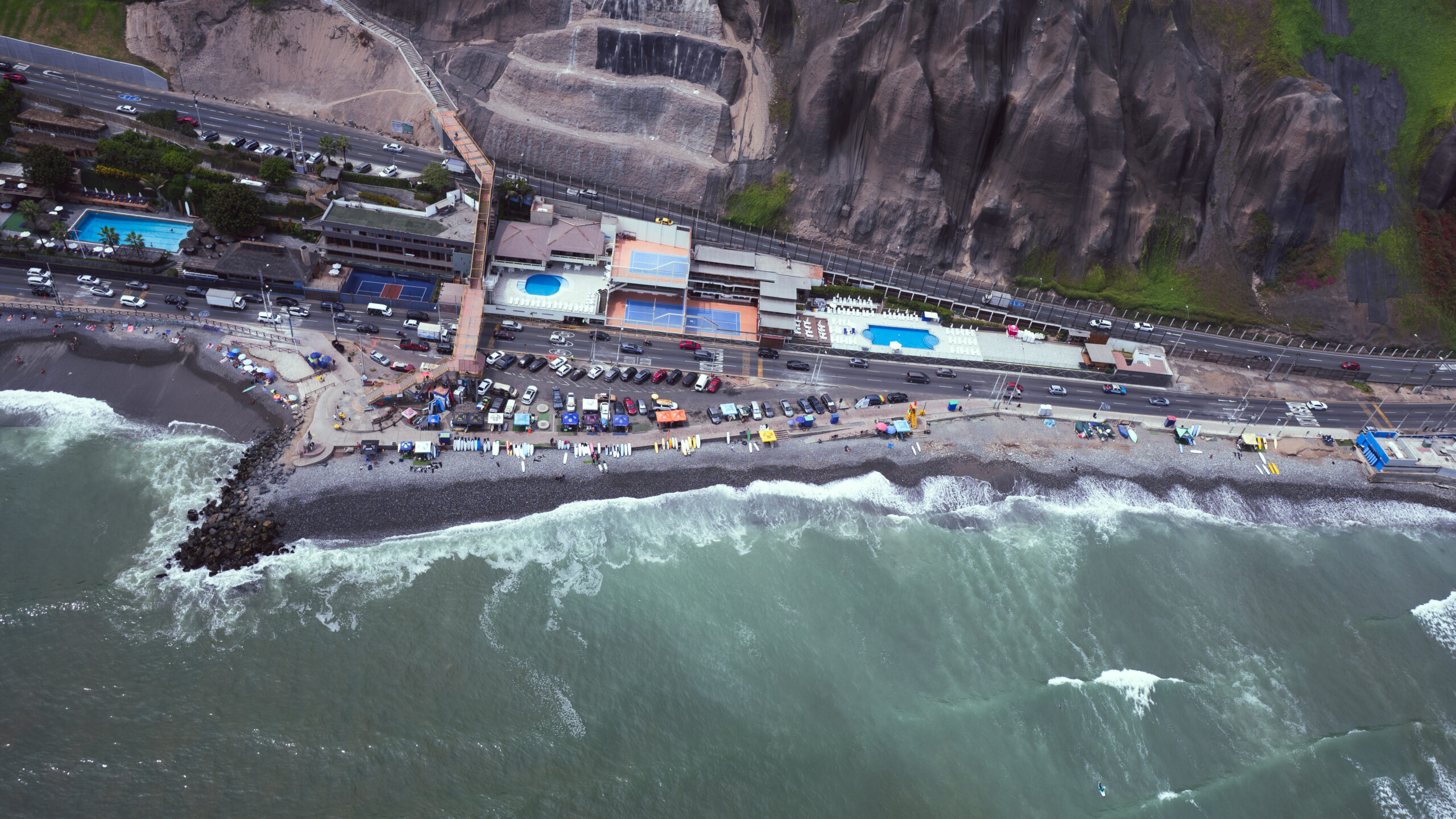 Clases de Surf en La Costa Verde de Lima, Perú