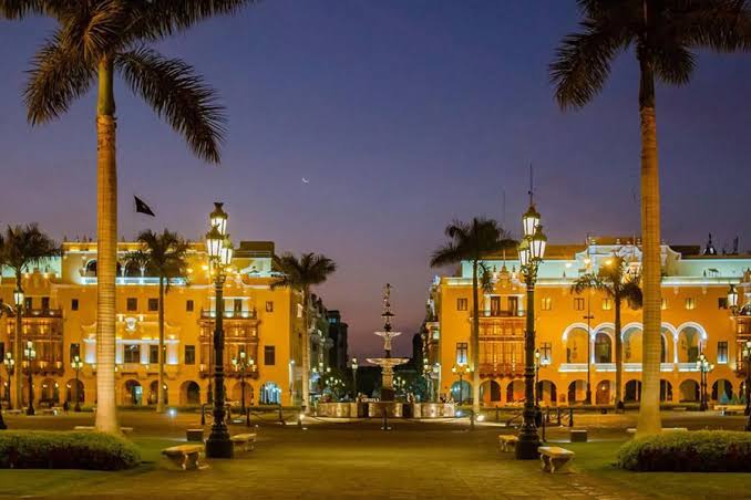 City Tour Lima de Noche: Aventura y Cultura