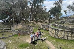 Fortaleza de Kuelap: La Joya Secreta de los Andes que Cambiará tu Forma de Viajar