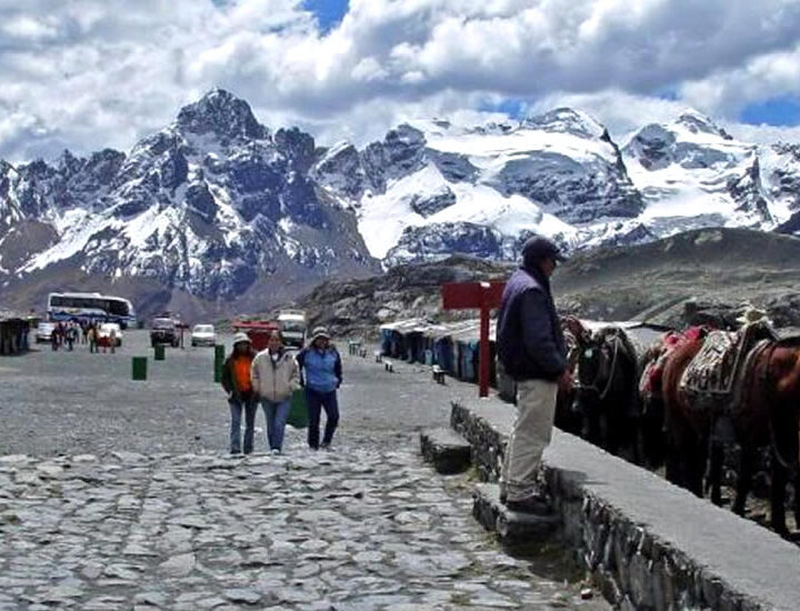 Excursión de Senderismo al Glaciar Pastoruri, Perú