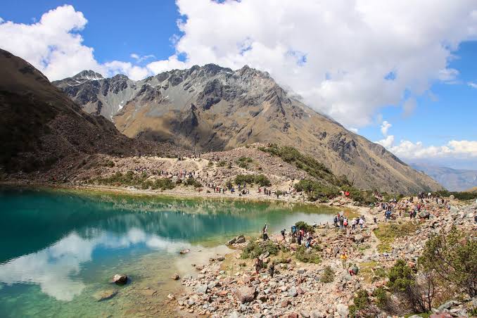 La Experiencia Inolvidable de la Laguna Humantay en Perú