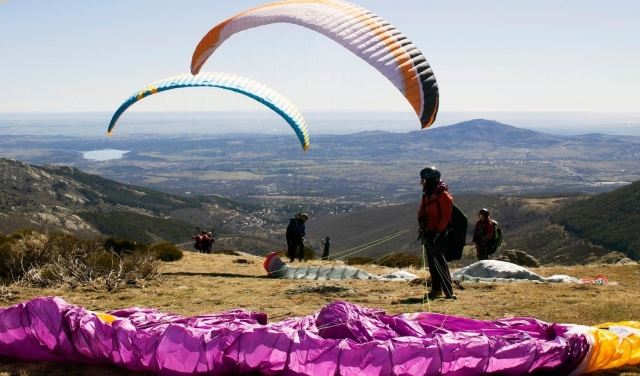 Curso de parapente Nivel Básico: Tus Primeros Pasos para Volar