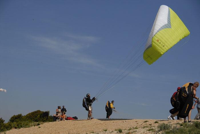 Curso de parapente Nivel Básico: Tus Primeros Pasos para Volar