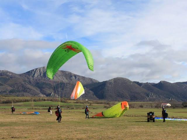 Curso de parapente Nivel Básico: Tus Primeros Pasos para Volar