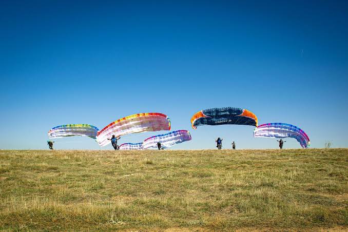 Curso de parapente Nivel Básico: Tus Primeros Pasos para Volar
