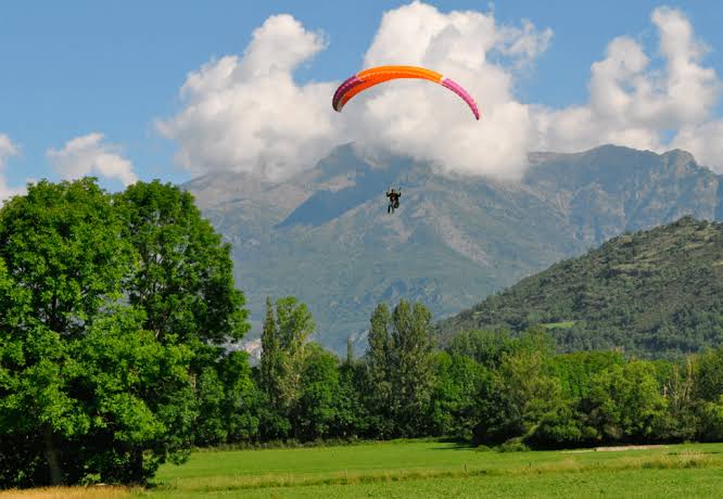 Perfecciona tus Habilidades con nuestro Curso de Parapente Avanzado