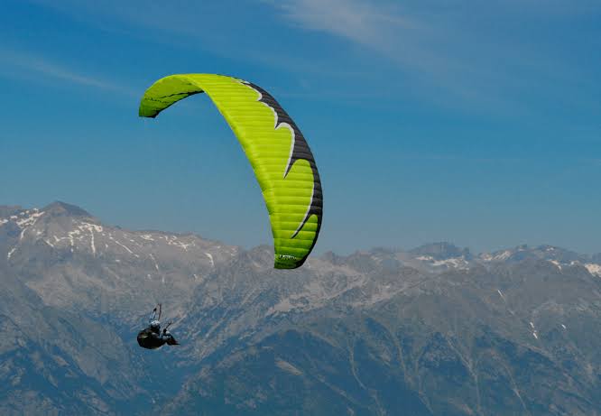 Perfecciona tus Habilidades con nuestro Curso de Parapente Avanzado